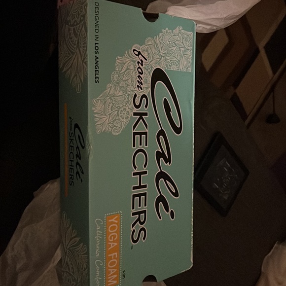 Brand new sandals, never worn - Picture 2 of 2